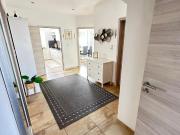 Vielseitiges Ein Zweifamilienhaus