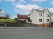 Vielseitiges Mehrgenerationenhaus auf großem Grundstück...