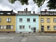 Vielseitiges Reihenmittelhaus mit Entwicklungspotential...