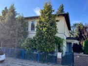 Vielseitiges Zweifamilienhaus in begehrter Lage