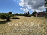 Viens, maison de plain pied avec piscine sur terrain de...