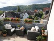 VIER LOGGIEN Sonne von früh bis spät! Ca. 96 m² 4 Zimmer...