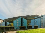 / Viewcraig Gardens, Edinburgh, Studio Flat For