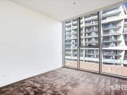 Views of Albert park lake