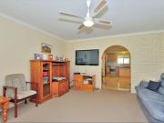 VIEWS TO THE DARLING RANGES