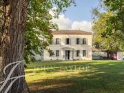 Vignoble avec dépendances