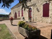 Maison avec piscine et jardin