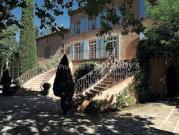 Vignoble avec piscine