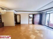 Viiiiiiel Platz zwei Garagen, zwei Bäder