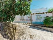 VILLA MARCO MORADIA T2 + MORADIA T1 + ESTUDIO + PISCINA...