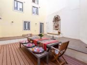 Vila renovada do século XVIII no coração de Alfama