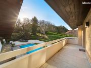 Villa 10 pièces 232 m²