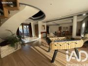 Villa 10 pièces 237 m²