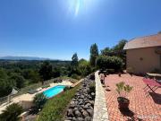 Villa 10 pièces 240 m² Villa 10 pièces 240 m²