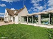 Villa 10 pièces 250 m²
