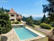Villa 10 pièces 251 m²