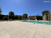 Villa 10 pièces 260 m²