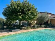 Villa 10 pièces 338 m²