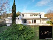 Villa 10 pièces 380 m²