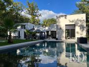 Villa 12 pièces 400 m²