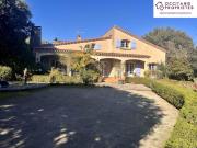 Villa avec gite et piscine