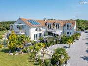 Villa 15 pièces 574 m²