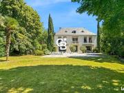 Villa 16 pièces 1057 m²