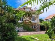 Villa 1 pièce 250 m²