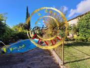 Villa 4 chambres et bureau sur joli jardin avec piscine