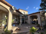 Villa 4 faces d'environ 125m2 + dépendance sur...