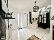 Villa 4 pièces 145 m²
