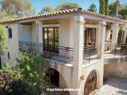 Villa 4 pièces 196 m²