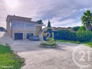 Villa 4 pièces 255 m²