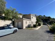 Villa 4 pièces 97m² avec piscine et garage fermé en...