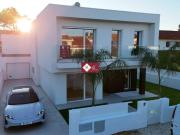 villa 4 quarto, Setúbal Almada 2820 DS99146810