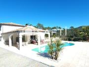 Villa 5 chambres 4 salles de bain 7 min de l'A8...