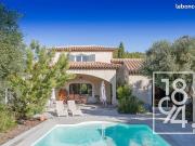 Villa 5 pièces 142 m²