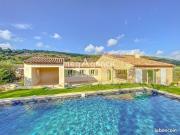 Villa 5 pièces 196 m²