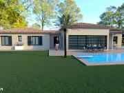 Villa 5 pièces 200 m² Villa 5 pièces 200 m²