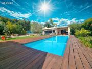 Villa 5 pièces 230 m²