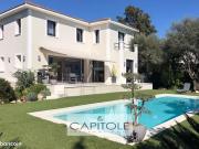 Villa 5 pièces 247 m²