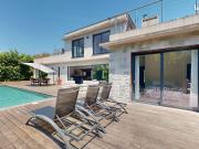 Villa 5 pièces 273 m²