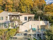 Villa avec piscine et jardin