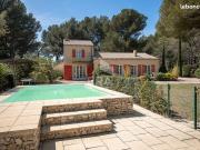 Villa 6 pièces 145 m²