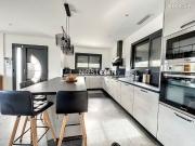 Villa 6 pièces 153 m²