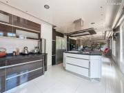 Villa 6 pièces 180 m²