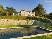 Villa 6 pièces 194 m²