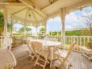 Villa 6 pièces 196 m²