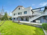 Villa 6 pièces 240 m²