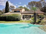 Villa 6 pièces 205 m²